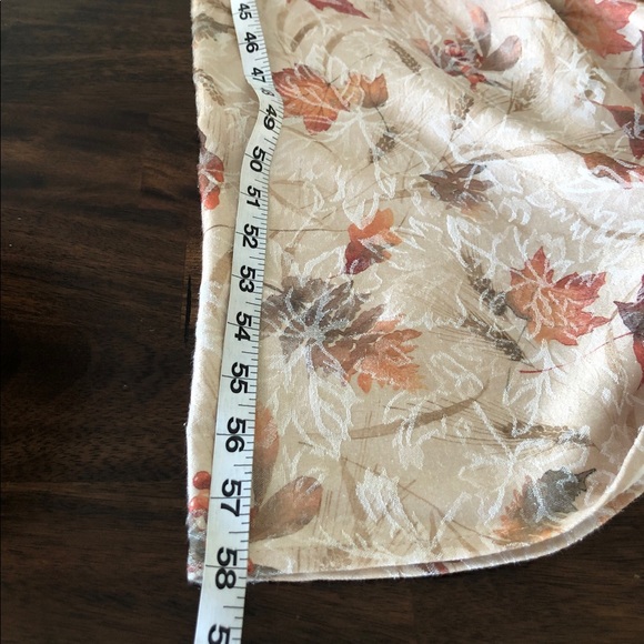 Fall Tablecloth - Picture 4 of 5